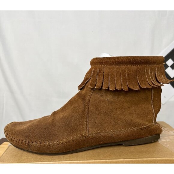 Minnetonka Moccasins Womens Brown Suede Fringe Boots Sz 6 Back Zip Hard Sole - Picture 9 of 9